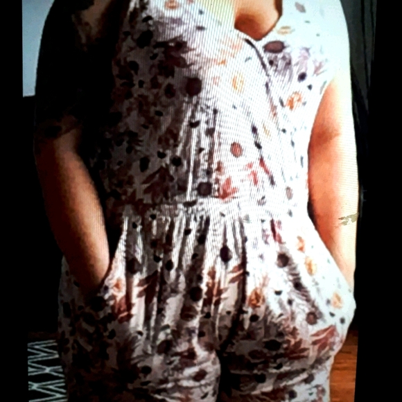 Romper - Picture 1 of 1